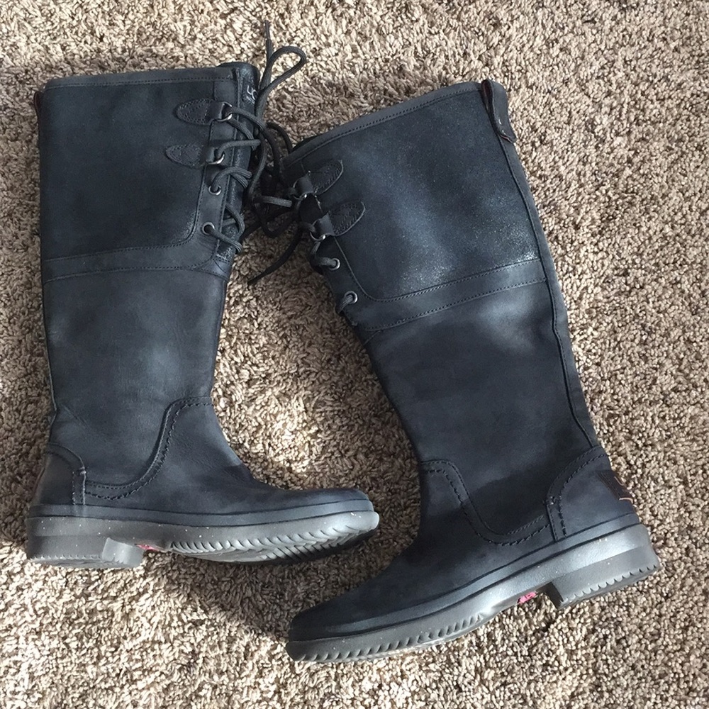 UGG PURE =NEW= Women’s Waterproof Boots Size 6